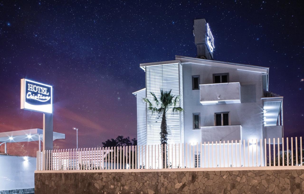 Hotel Cristian Giugliano In Campania Eksteriør billede